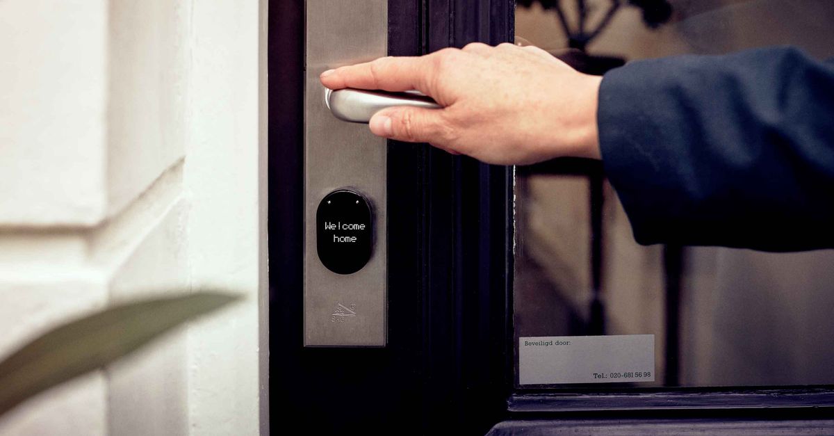 Access Control for Queens Businesses: Fobs, Keypads, or Master Keys? — Roy Locksmiths