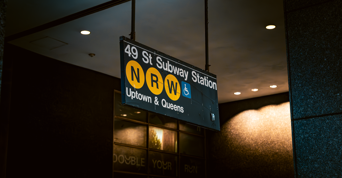 How Much Should a Locksmith Cost in NYC? A Queens Price Breakdown — Roy Locksmiths