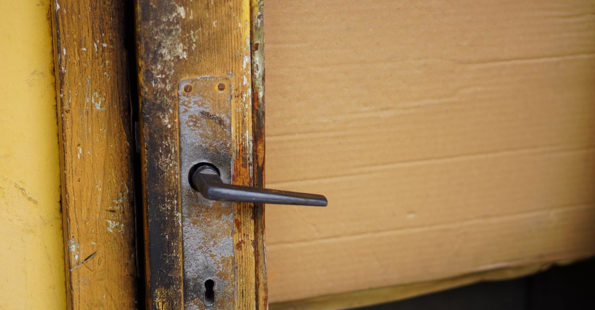 Mortise Lock Stuck or Won't Turn? Fixes for Older Queens Doors — Roy Locksmiths