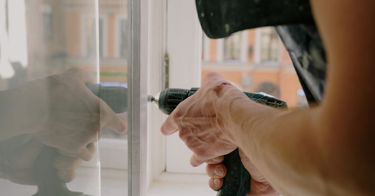deadbolt installation — Roy Locksmiths